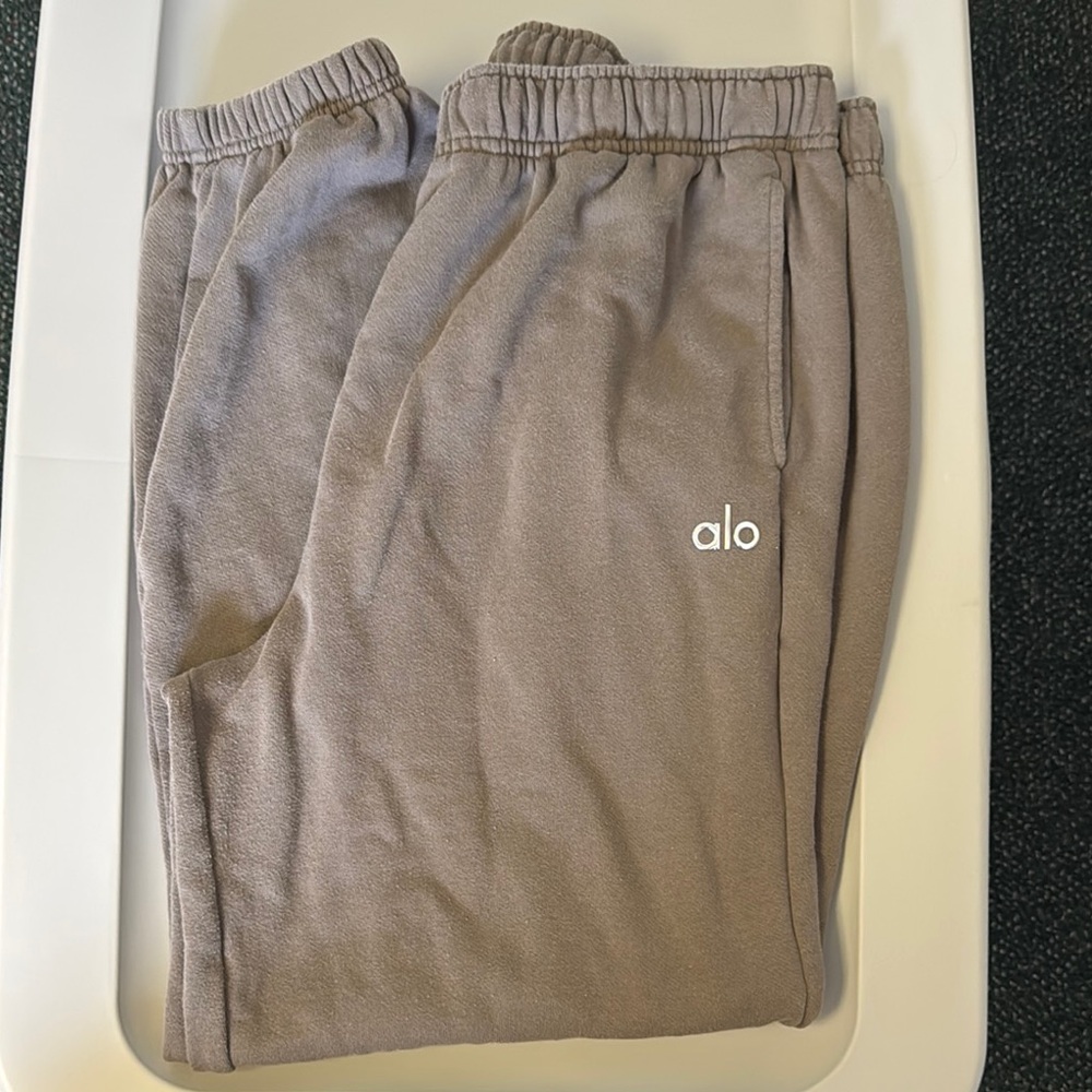 Alo Sweatpants